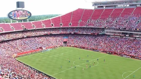 首钢借周琦休战击败福建，高诗岩双响山东逆转广州